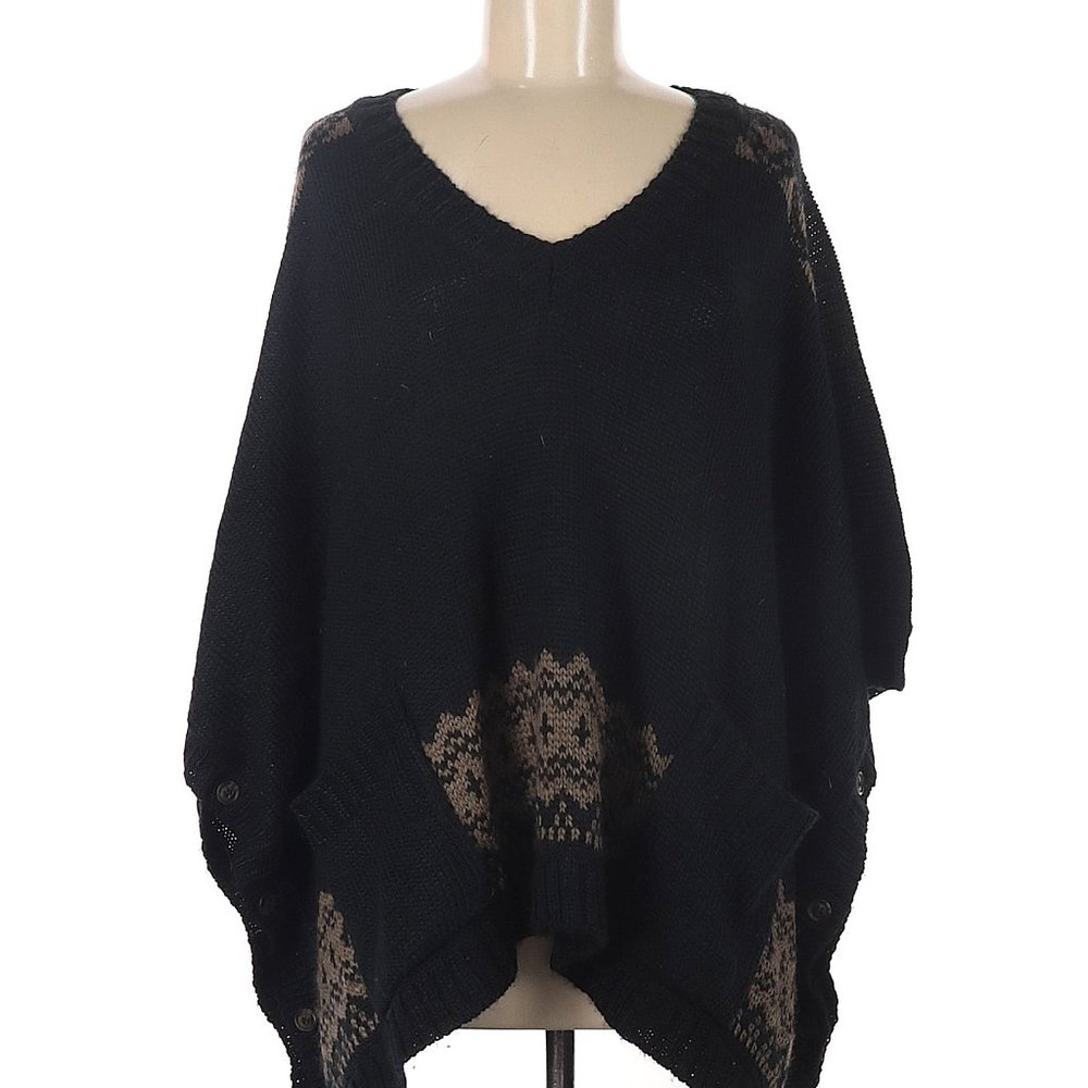 Tart Black Patterned Knit Poncho, One Size
